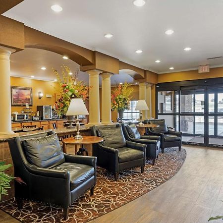 Best Western Plus Red River Inn Clarendon Extérieur photo