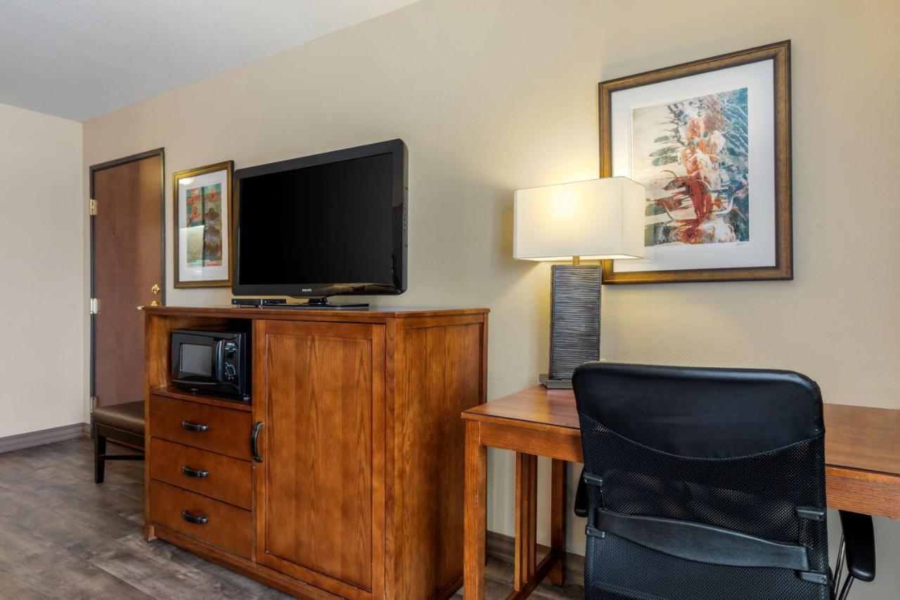 Best Western Plus Red River Inn Clarendon Extérieur photo