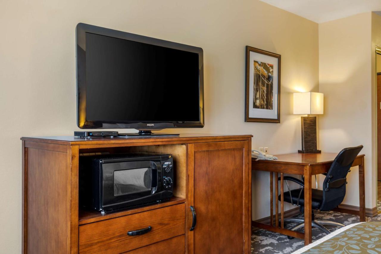 Best Western Plus Red River Inn Clarendon Extérieur photo