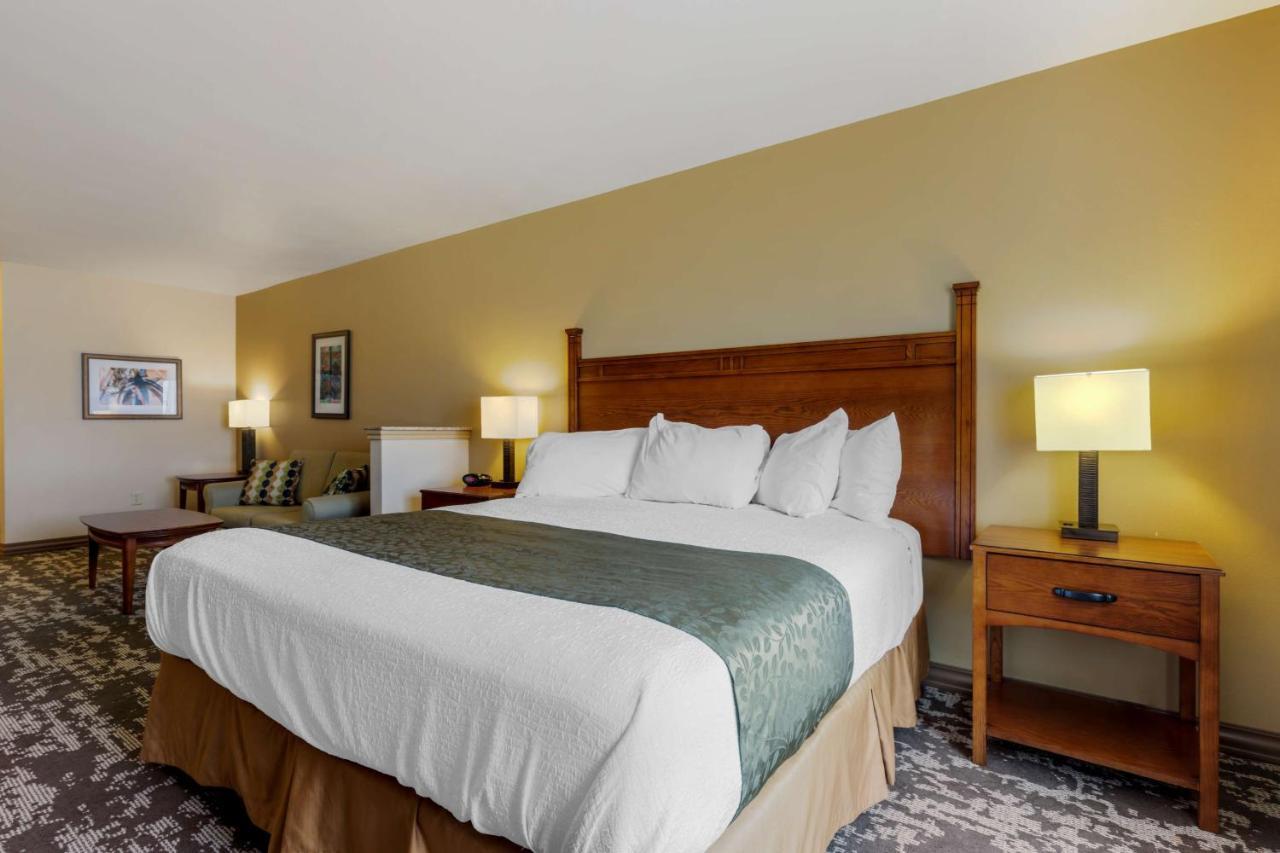 Best Western Plus Red River Inn Clarendon Extérieur photo