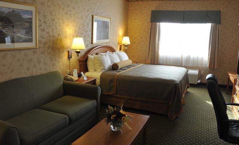 Best Western Plus Red River Inn Clarendon Extérieur photo