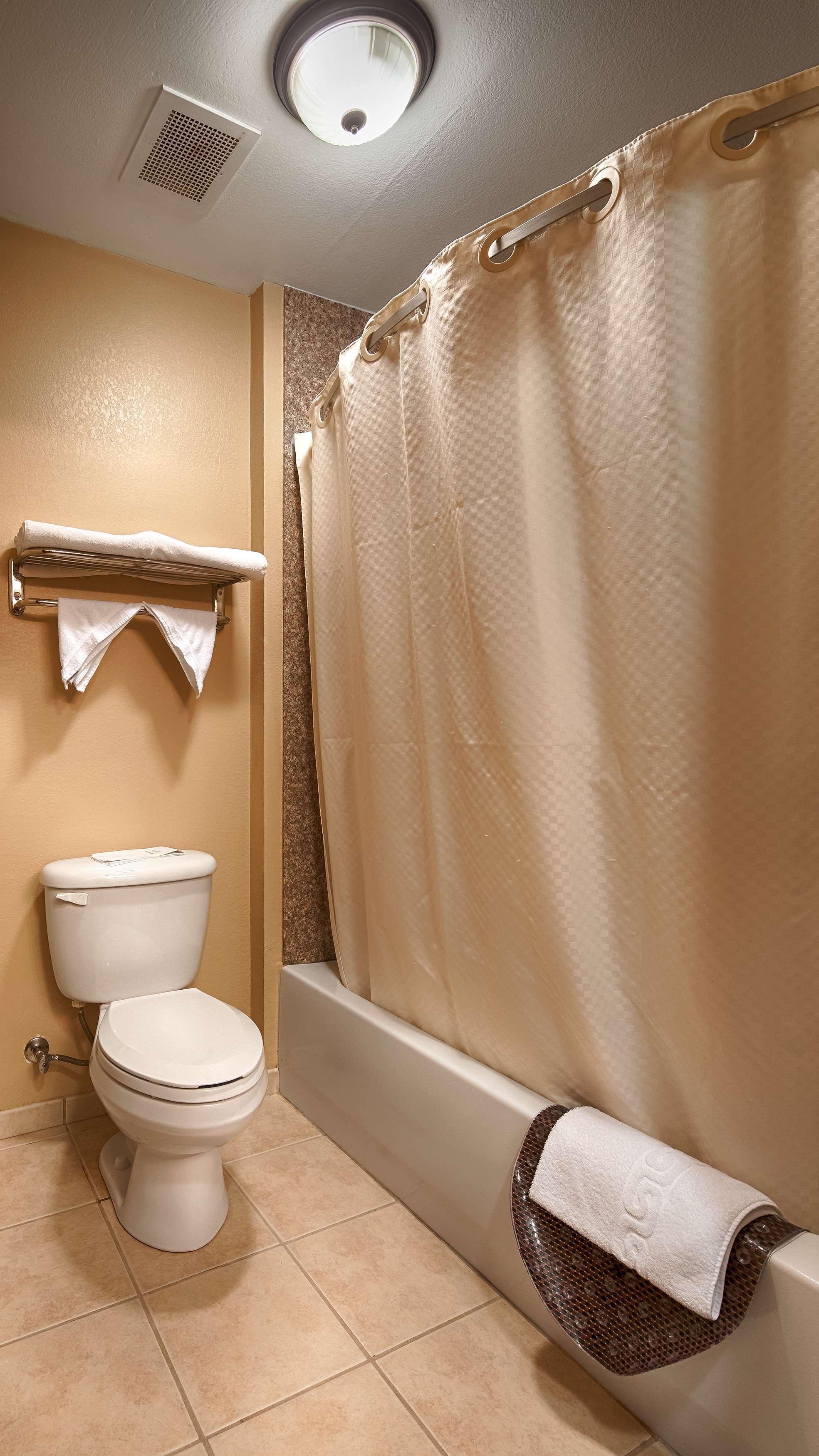 Best Western Plus Red River Inn Clarendon Extérieur photo